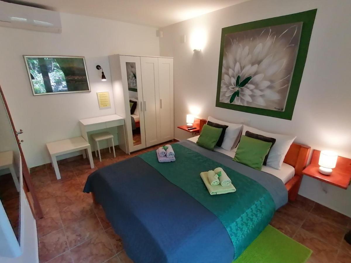 The Forest House Krk 1 Kras ภายนอก รูปภาพ
