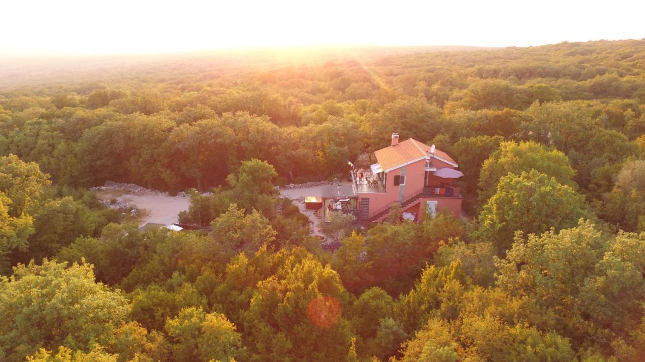The Forest House Krk 1 Kras ภายนอก รูปภาพ